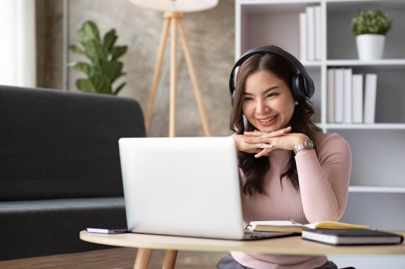 asian girl student online learning class study online video call zoom teacher happy asian girl 800x533 1