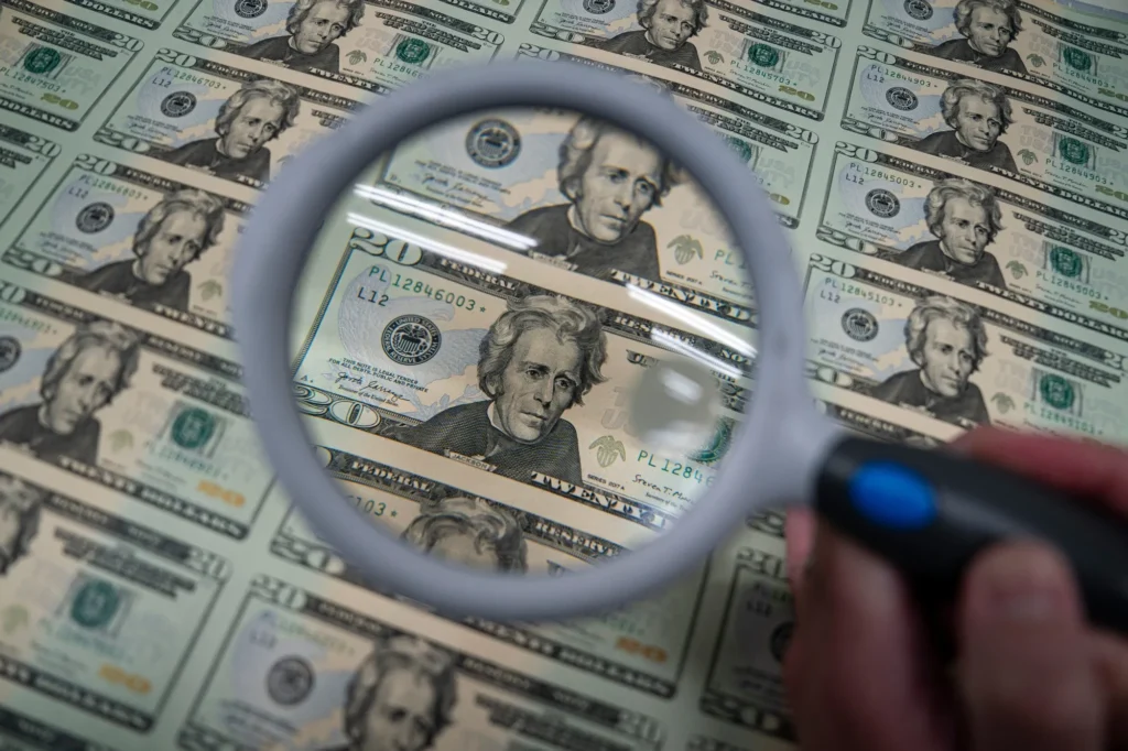 US Dollar Gains Global Attention as Currency Markets Shift: What the Latest Data Reveals 1 1x 1